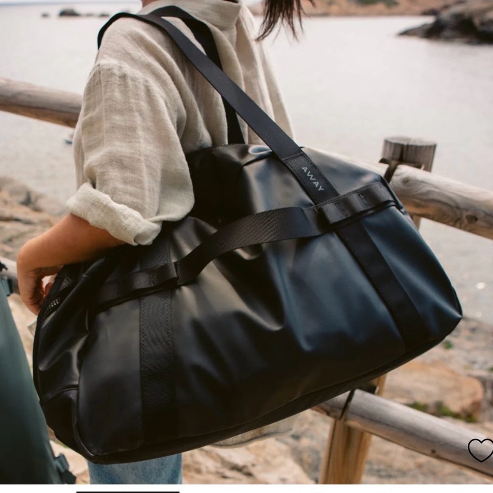 Away 40L Black Duffel